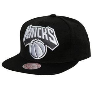 New York Knicks XL BWG Snapback Mitchell & Ness Black/Silver Snapback